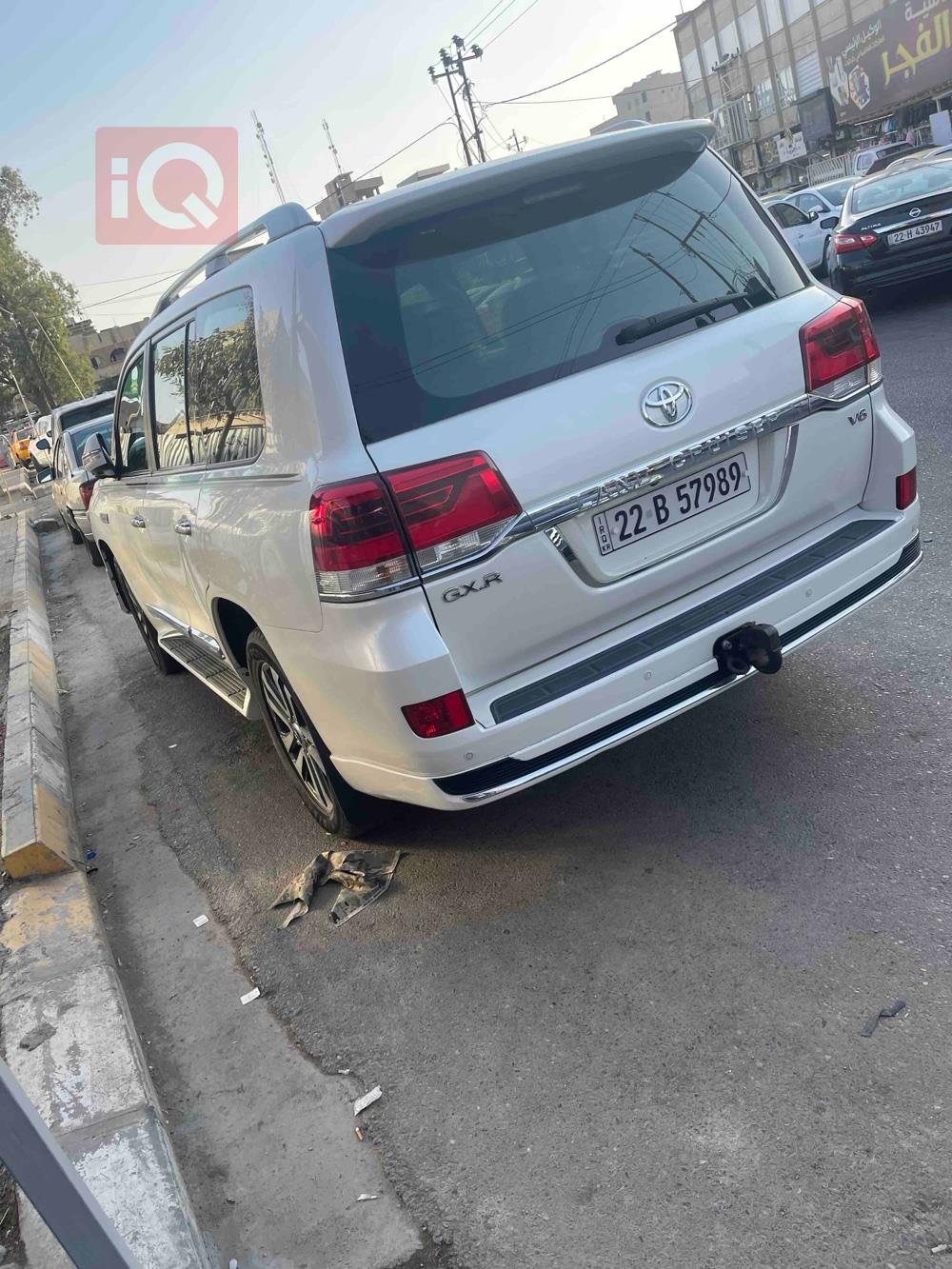 تۆیۆتا لاند کروزەر